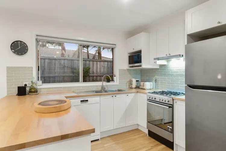 Fifth view of Homely unit listing, 12A Darnley Drive, Skye VIC 3977