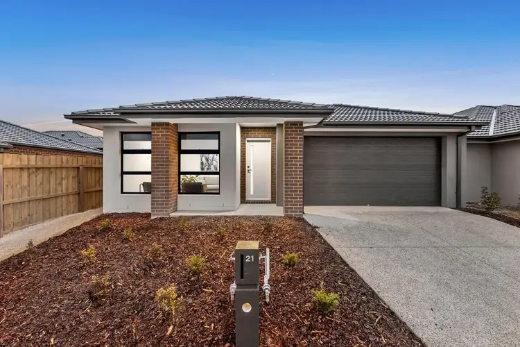 21 Ricky Parade, Armstrong Creek VIC 3217
