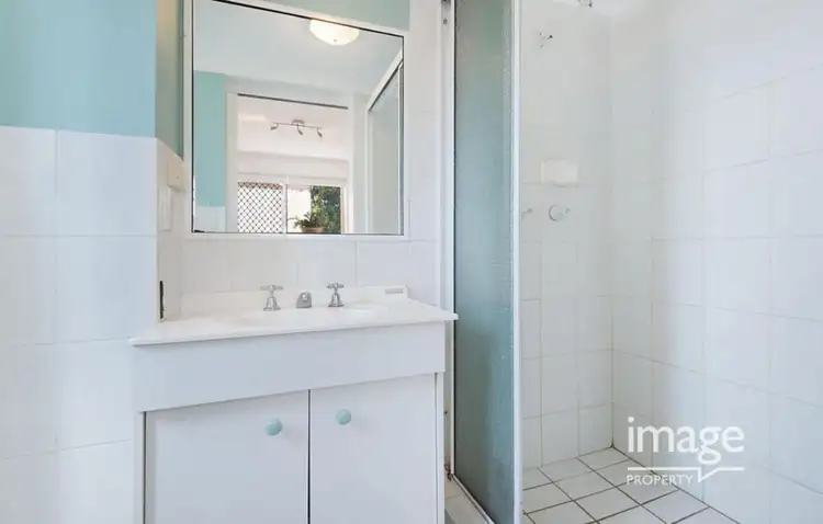 Sixth view of Homely unit listing, 5/31 Collins Street, Clayfield QLD 4011