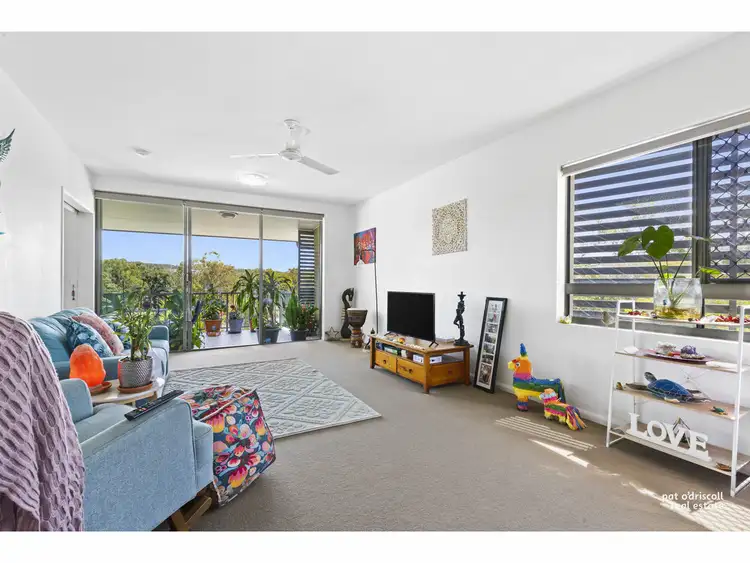 Second view of Homely unit listing, 13/96-98 Scenic Highway, Lammermoor QLD 4703