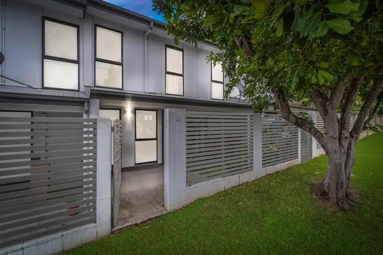 Main view of Homely townhouse listing, 2/1 Slater Avenue, Lawnton QLD 4501