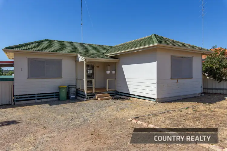 25 James Street, Northam WA 6401