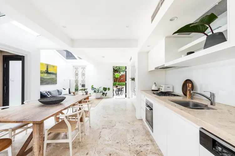 110 Flinders Street (Enter via 417 South Dowling St), Darlinghurst NSW 2010