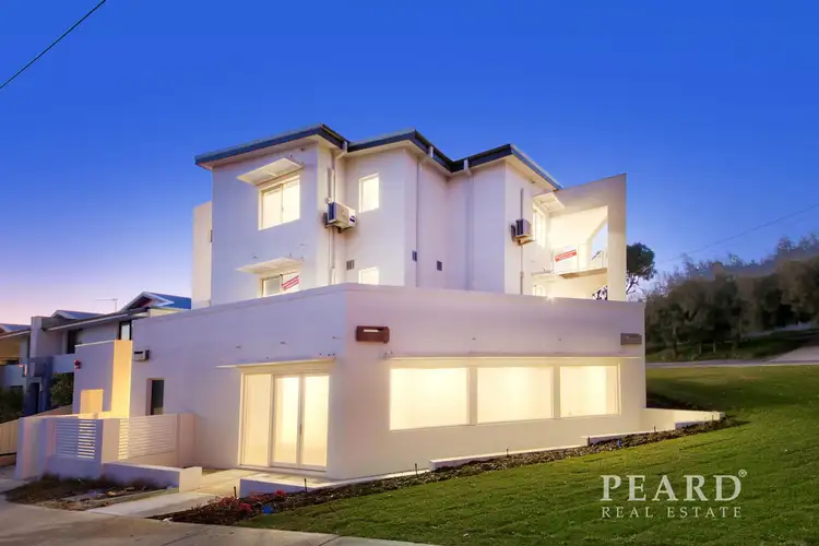 Fifth view of Homely apartment listing, 22 & 24 / 20 Pearl Parade, Scarborough WA 6019