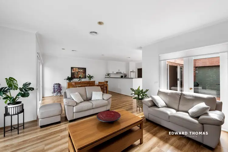21 Bateman Road, Kensington VIC 3031
