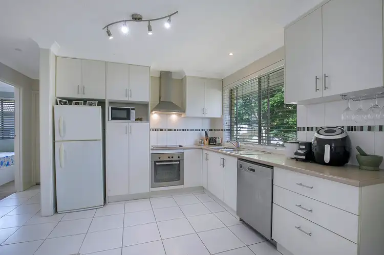 Fourth view of Homely unit listing, 3/22 Wooloowin Avenue, Wooloowin QLD 4030