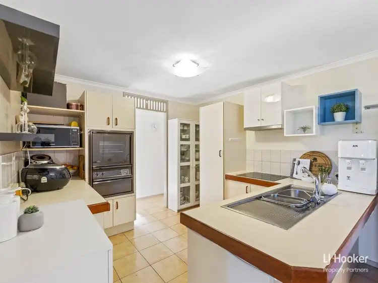 Fourth view of Homely house listing, 8 Kingfisher Close, Runcorn QLD 4113
