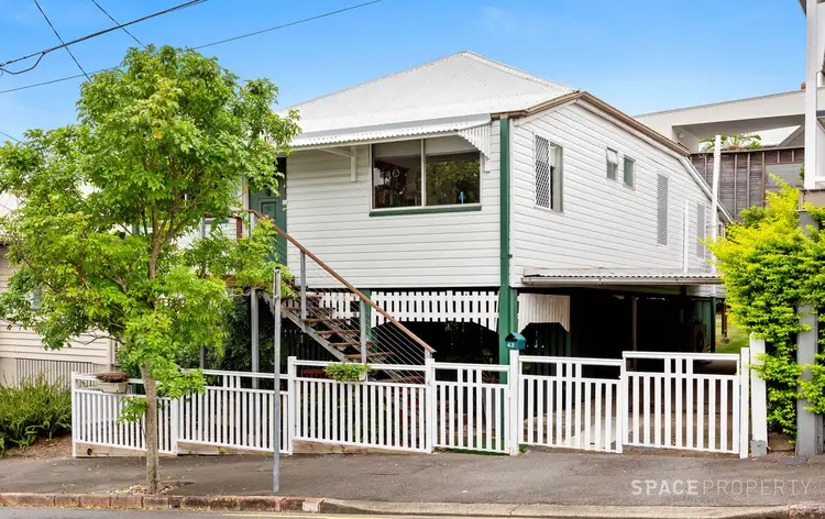 43 Cricket Street