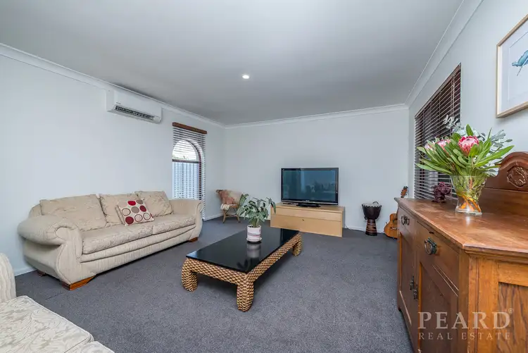 Fifth view of Homely house listing, 186 Bridgewater Drive, Kallaroo WA 6025