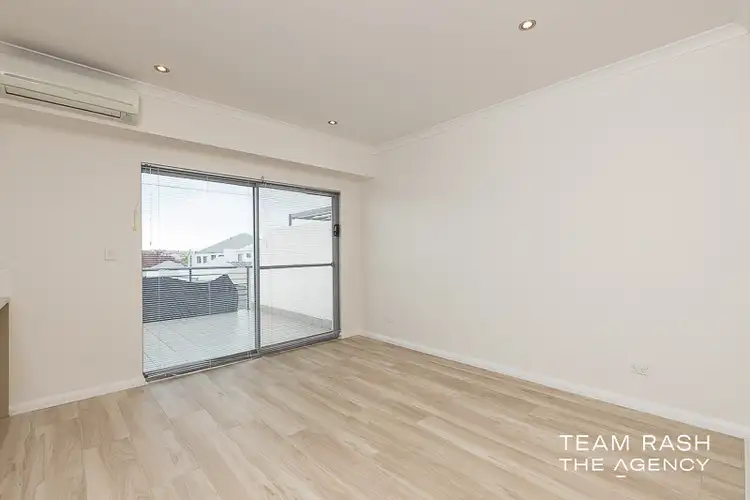 Seventh view of Homely townhouse listing, 27 Ladera Drive, Clarkson WA 6030