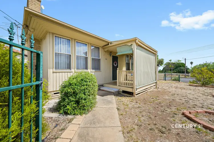 35 Russell Avenue, Seacombe Gardens SA 5047