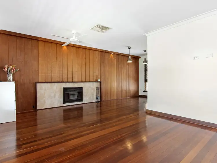 Fifth view of Homely house listing, 2 Cockman Way, Orelia WA 6167