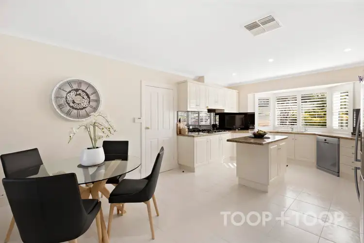 Fifth view of Homely house listing, 2 Summer Hill Court, Wynn Vale SA 5127