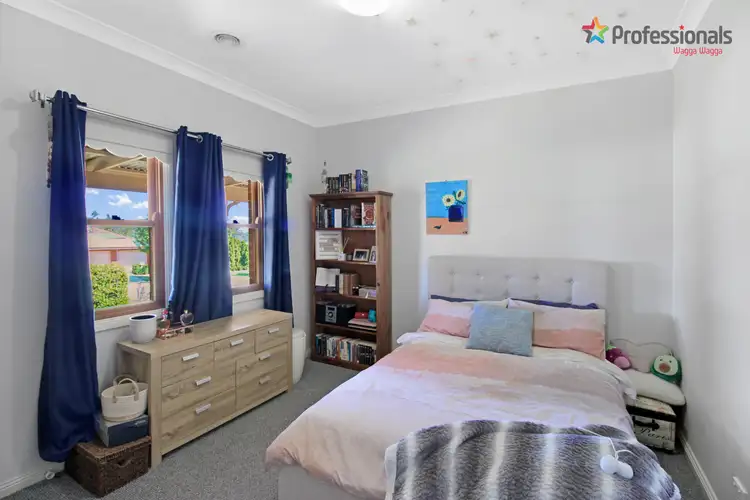 Third view of Homely house listing, 30/12 Yanko Crescent, Bourkelands NSW 2650