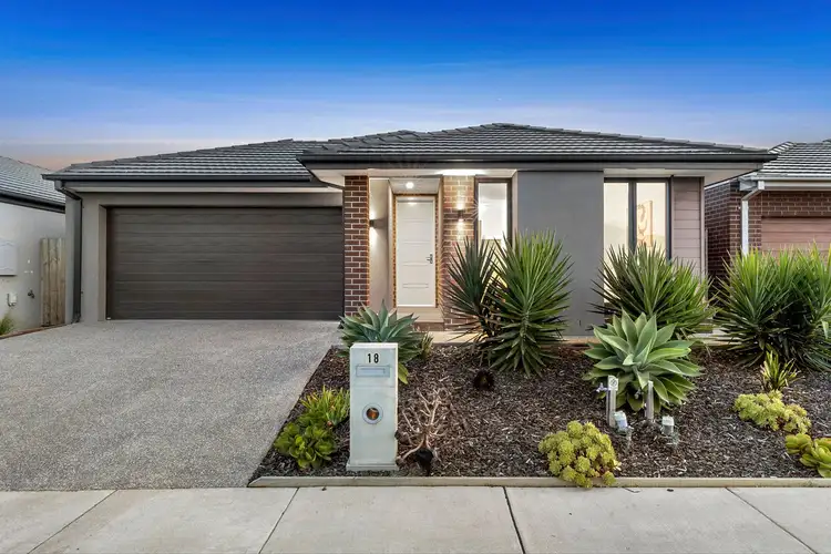 18 Macedon Street, Armstrong Creek VIC 3217