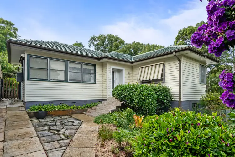 Main view of Homely house listing, 10 Glencoe Avenue, Wyoming NSW 2250