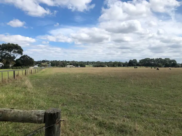 CA 11 Cnr Macarthur-Penshurst Road & Heckfield Street, Macarthur VIC 3286
