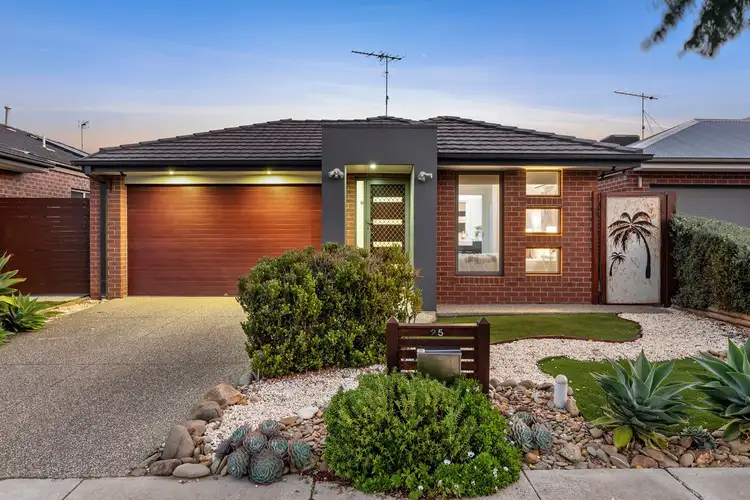 25 Beekeeper Road, Armstrong Creek VIC 3217