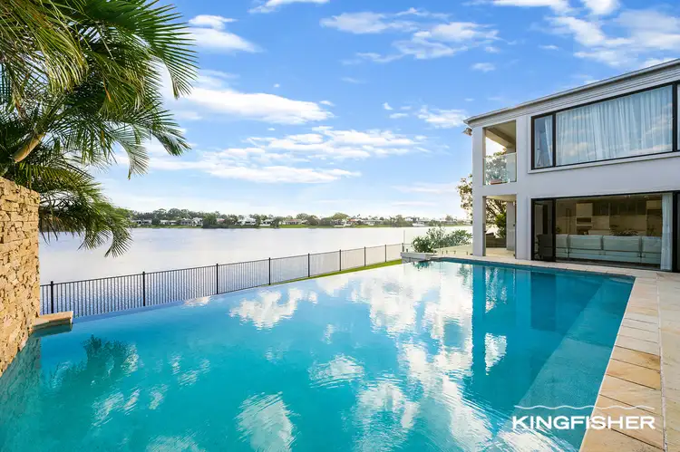 62 Burleigh Street, Burleigh Waters QLD 4220