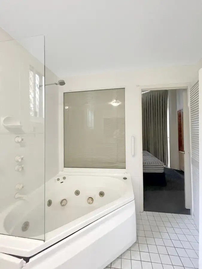 Seventh view of Homely unit listing, 2/210-218 Surf Parade, Surfers Paradise QLD 4217
