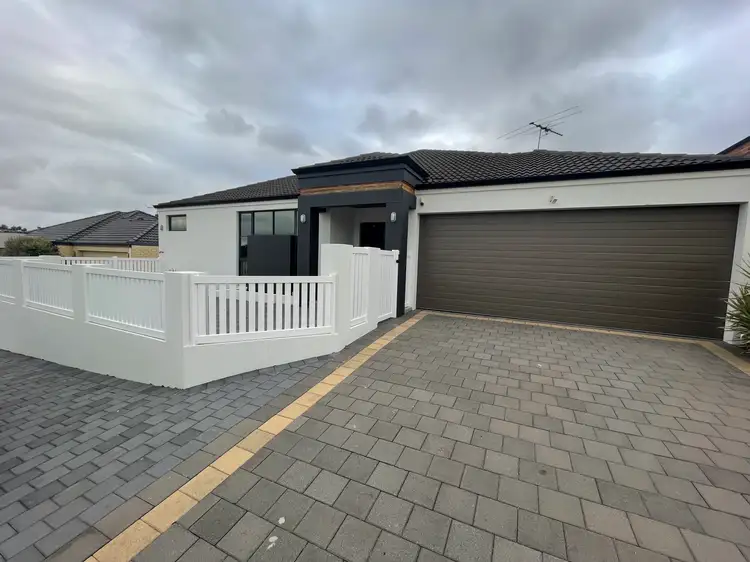 3b Glandore Rise, Landsdale WA 6065