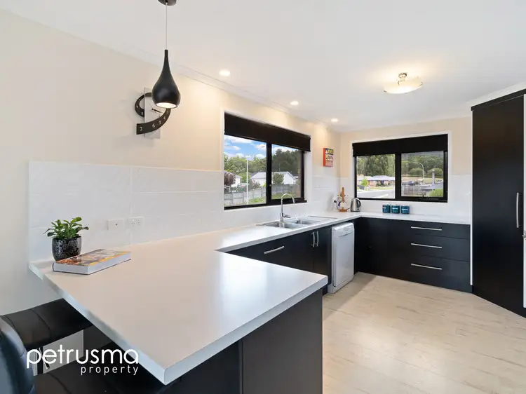 8 Sunsail Street, Snug TAS 7054