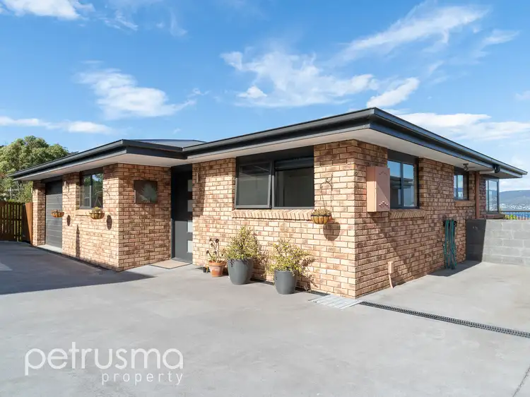 3/11 Tennent Court, Howrah TAS 7018
