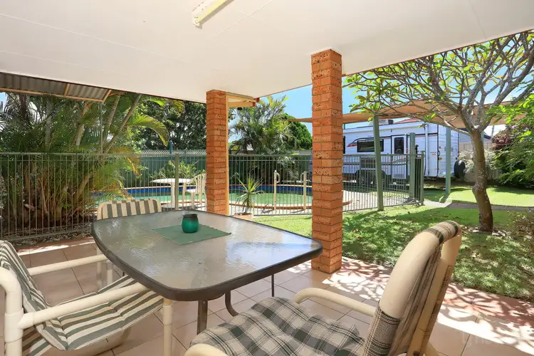 9 Eacham Avenue, Coombabah QLD 4216
