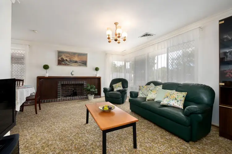 7 Rosemount Terrace, Lesmurdie WA 6076
