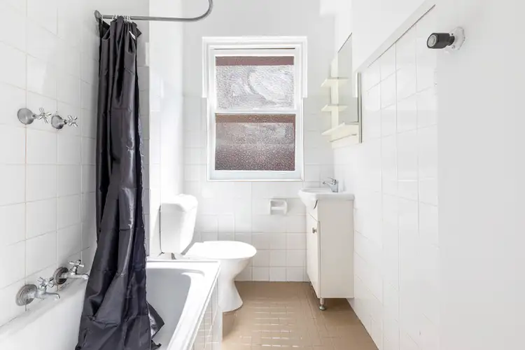 Fourth view of Homely studio listing, 15/9 Ward Avenue, Potts Point NSW 2011