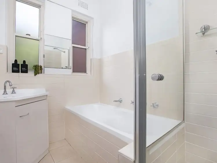 Sixth view of Homely unit listing, 5/29B Shirley Road, Wollstonecraft NSW 2065