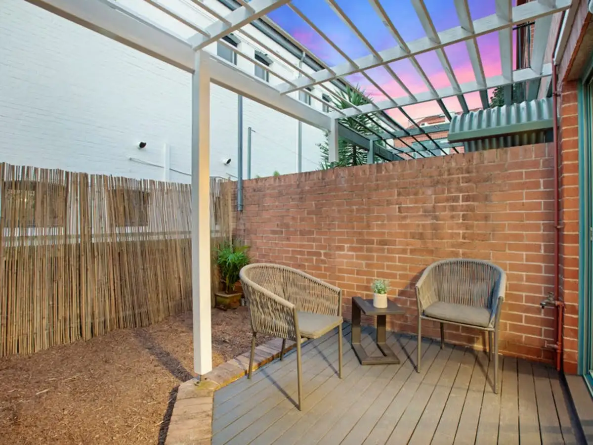 Main view of Homely unit listing, 27/12 Hayberry Street, Crows Nest NSW 2065