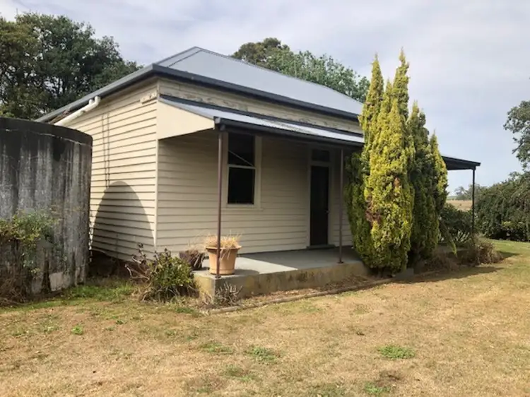 430 Rougheads Road