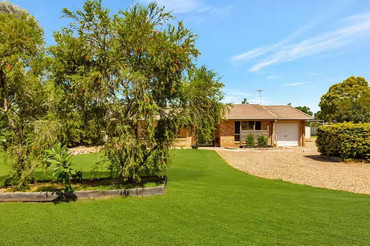 18 Honeysuckle Court, Walloon QLD 4306