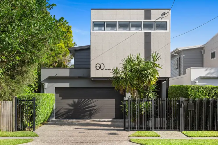 60 King Arthur Terrace, Tennyson QLD 4105
