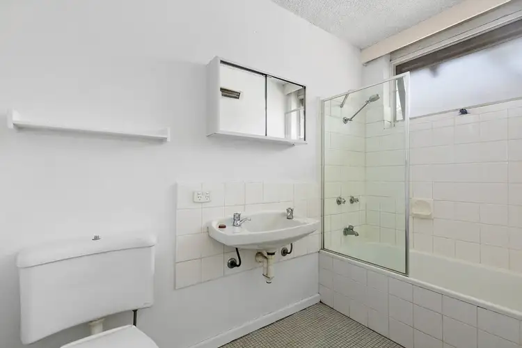 Fourth view of Homely apartment listing, 8/14 Grove Road, Hawthorn VIC 3122