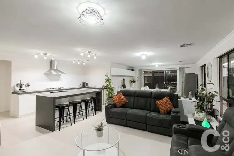15 Rockport Ridge, Wellard WA 6170