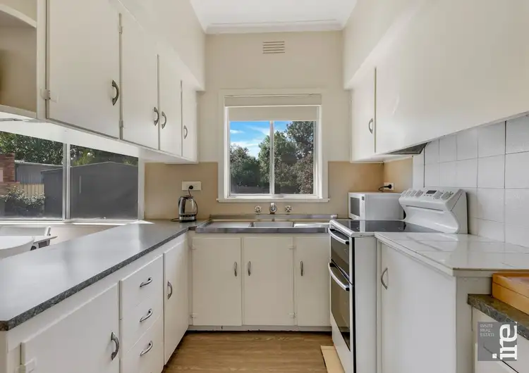 Second view of Homely house listing, 5 Gayer Avenue, Wangaratta VIC 3677