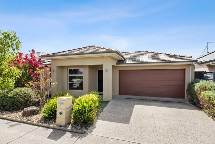 32 Whitfords Drive, Armstrong Creek VIC 3217