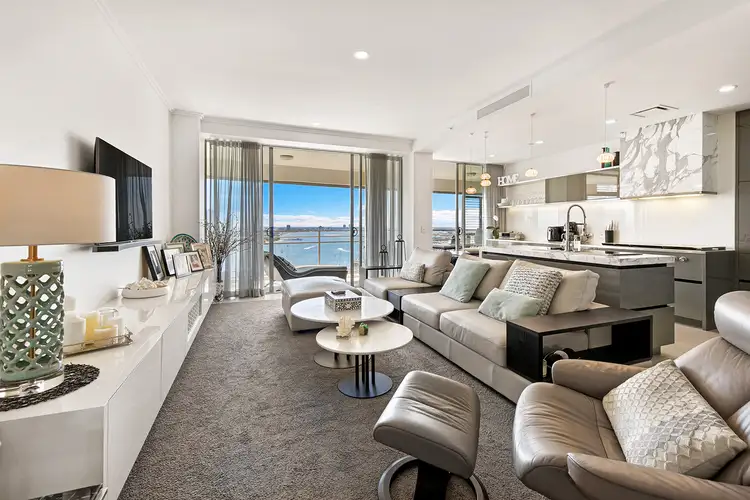 2202/1 Lennie Avenue, Main Beach QLD 4217
