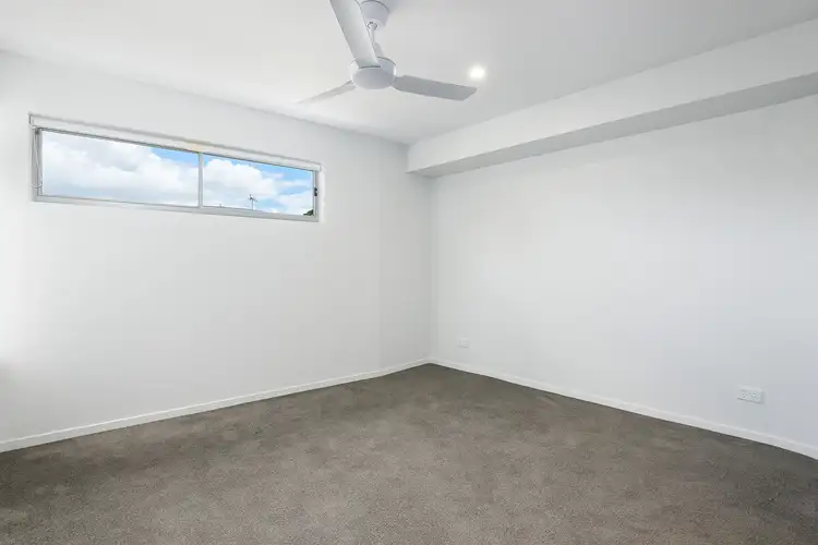 Third view of Homely unit listing, 8/65 Reinhold Crescent, Chermside QLD 4032