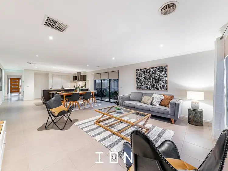 Fourth view of Homely house listing, 5 Beauchamp Way, Cranbourne East VIC 3977