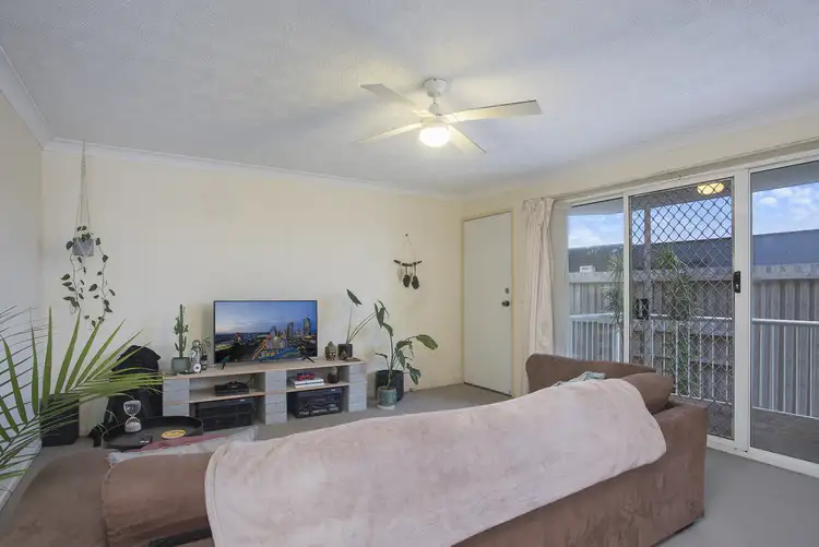 Main view of Homely apartment listing, 3/8 Mountain View Avenue, Miami QLD 4220