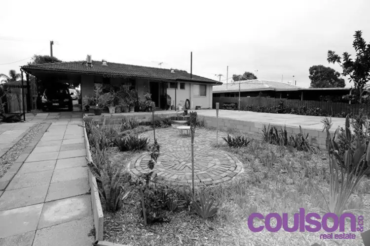 24 Leghorn Road, Orelia WA 6167