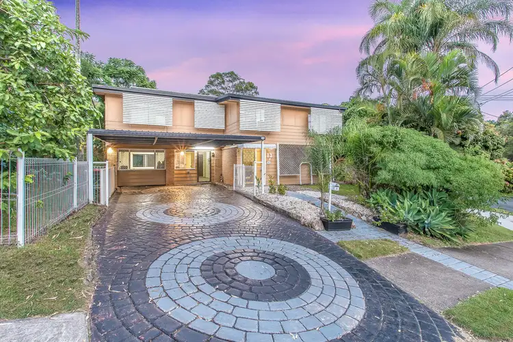 13 Woodlands Avenue, Petrie QLD 4502