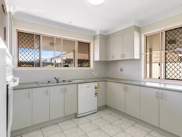 4 Kentia Crescent, Banora Point NSW 2486