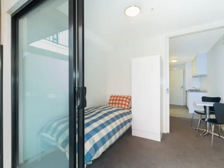 Fifth view of Homely apartment listing, 26/17 - 19 Macquarie Street, Prahran VIC 3181