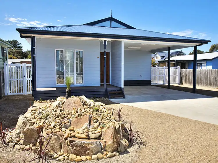 13 Golden Court, Sunset Strip VIC 3922