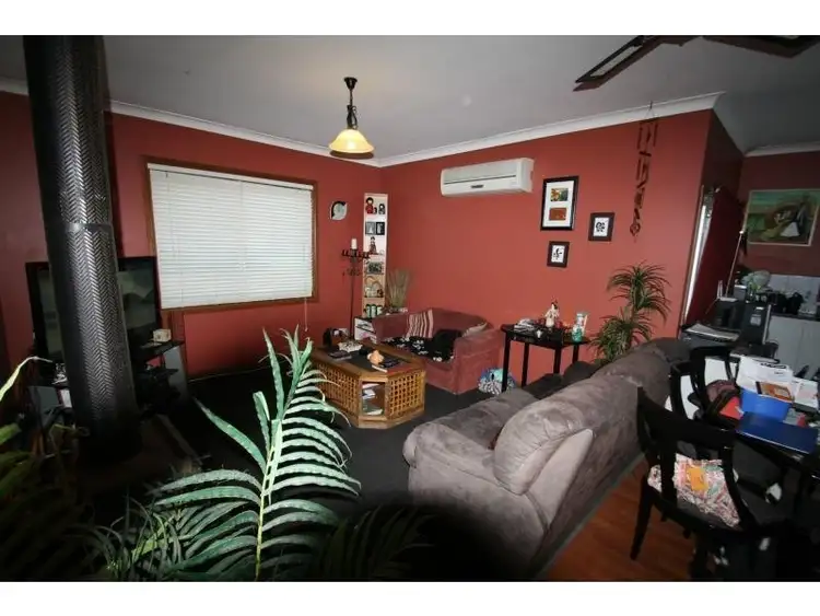 Second view of Homely house listing, 32 Casterton Road, Coleraine VIC 3315