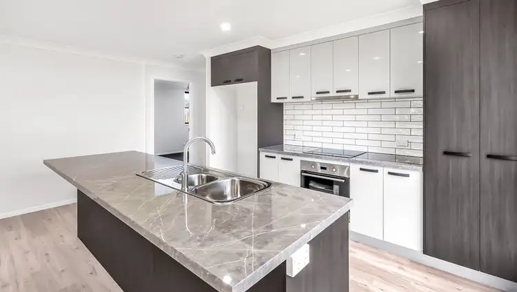 Second view of Homely house listing, 32 Waugh Street, Urangan QLD 4655